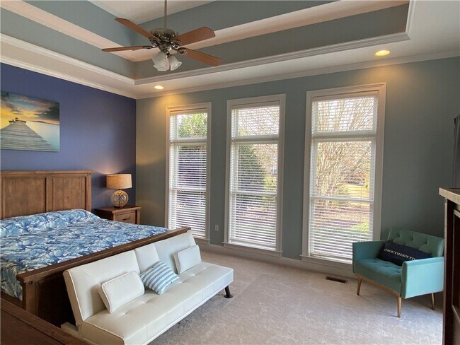 Photo - 19 Ruby Lake Ln