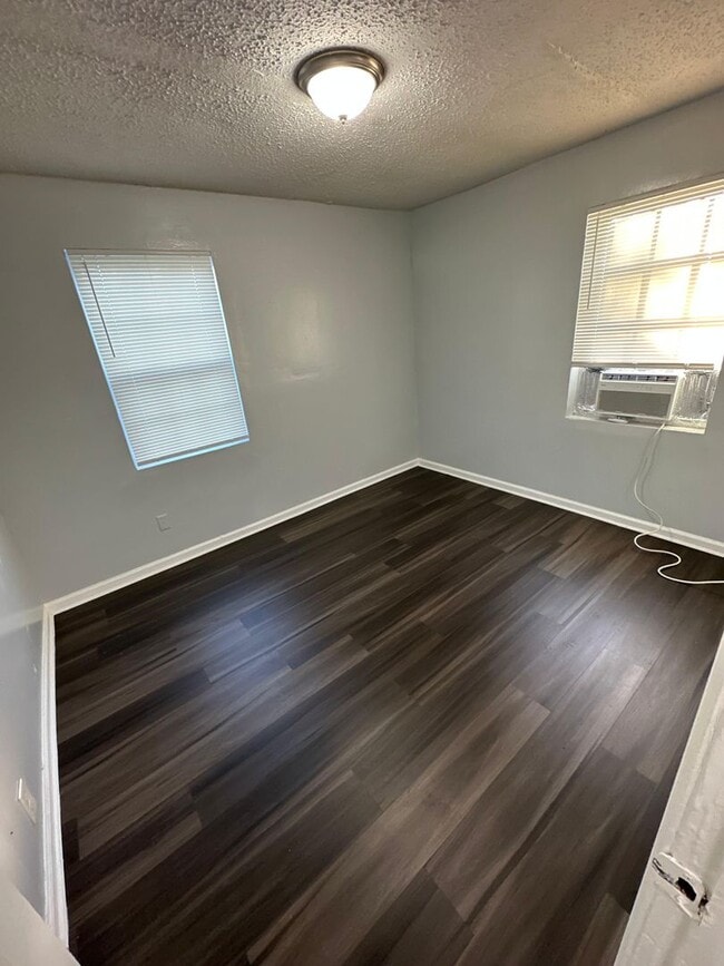 Photo - 1528 Mt Herman St Apartamento Unidad A