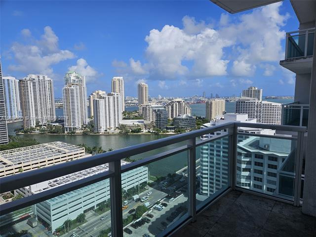 Photo - 950 Brickell Bay Dr Unidad 2506 Rental