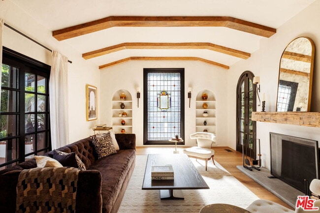 Photo - 6677 Maryland Dr