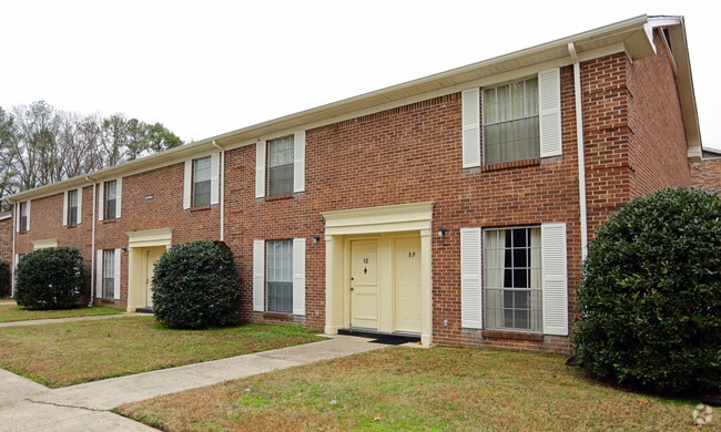 Williamsburg Townhomes