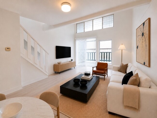Photo - 1100 Turner St Unit 212