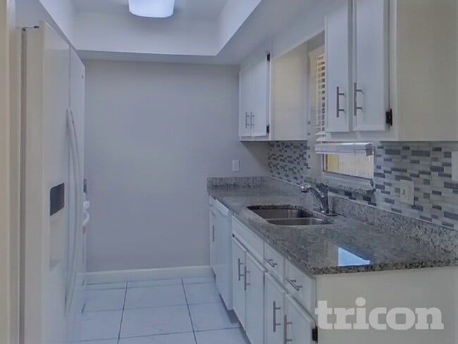 Photo - 2550 Mill Run Blvd