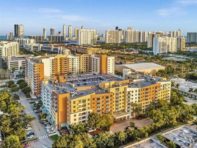 Photo - 18800 NE 29th Ave Unit 822