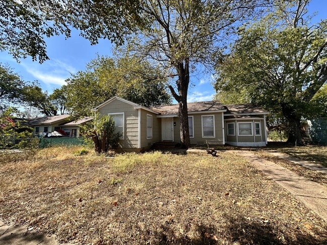 Building Photo - Cozy 3 bedroom house