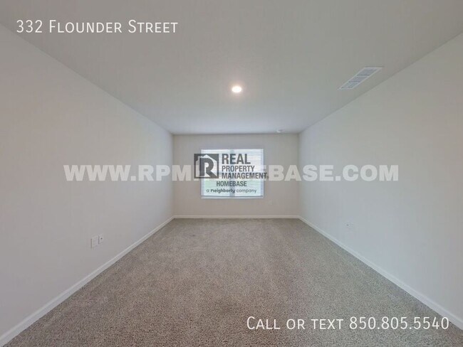 Photo - 332 Flounder St