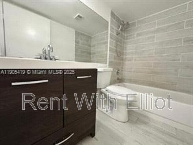 Photo - 610 S Park Rd