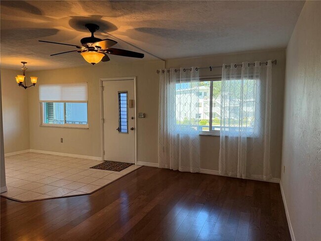 Photo - 8454 111th St N Unidad 205