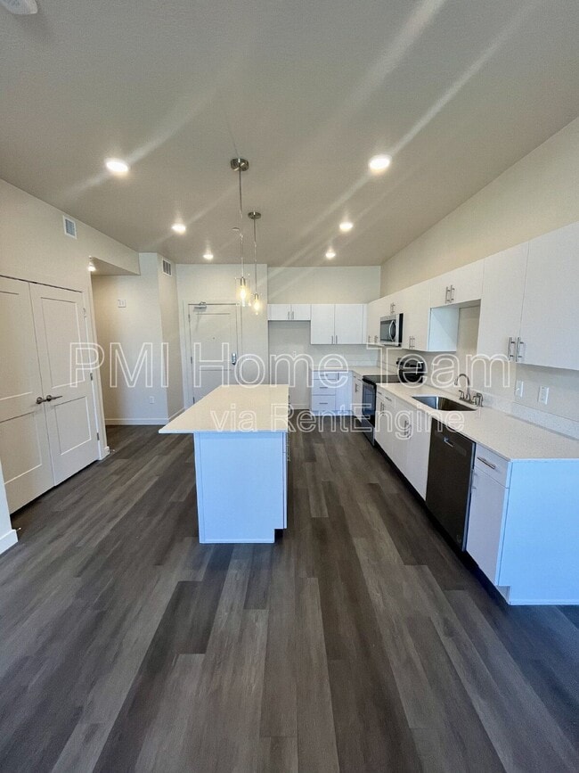 Photo - 155 9th St Unit 106