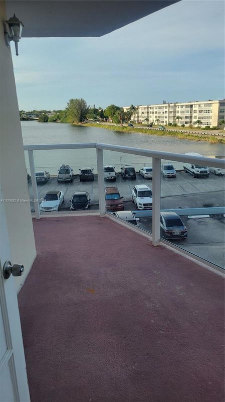 Photo - 1351 NE Miami Gardens Dr