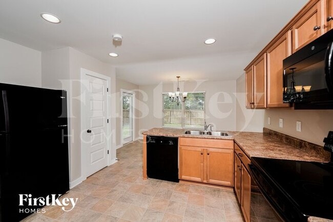 Photo - 579 Kincaid Cove Ln