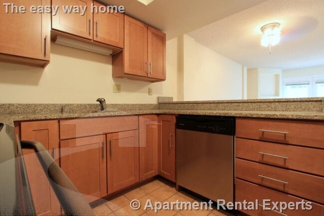 Photo - 345 Franklin St Unidad #105