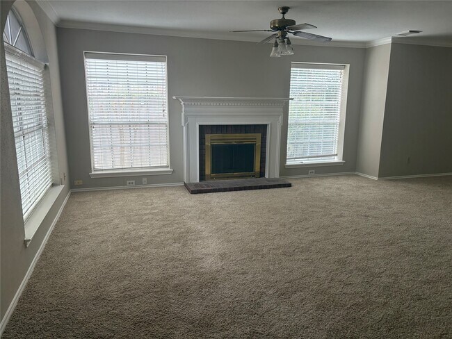 Photo - 16835 Goodfield Ct
