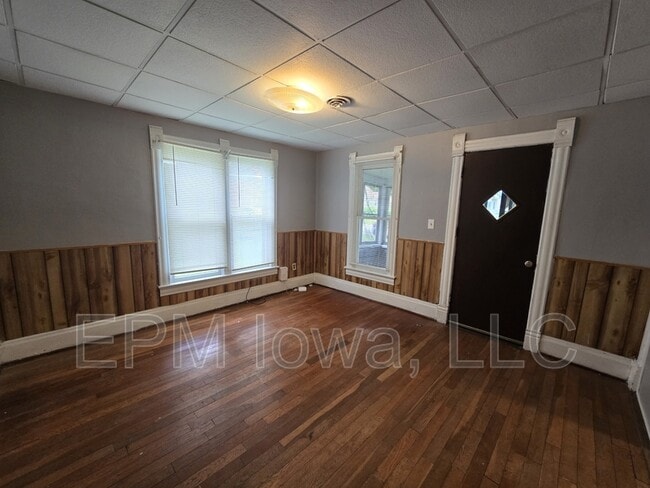 Photo - 232 Center St
