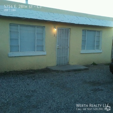 Building Photo - Eastside 2 Bed/ 1 Bath With Yard! Unit C3 Rental