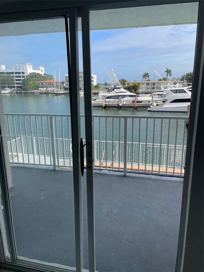 Photo - 7917 West Dr Unit 17