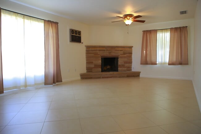 Photo - 2005 S College Ave