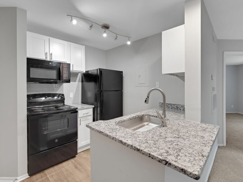 The Randolph- 1 Bed, 1 Bath
