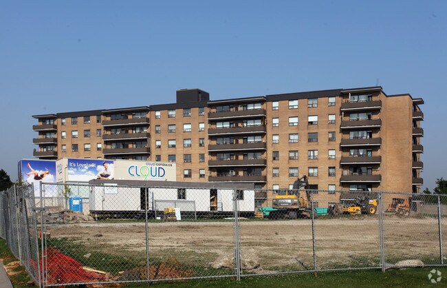 Photo - Esther Lorrie Apartments