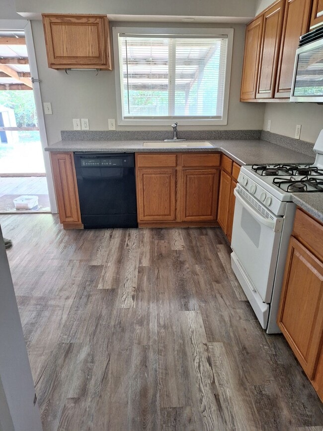 Photo - 508 Souder Dr