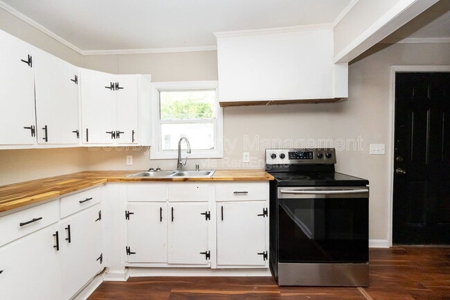 Photo - 207 Napier St
