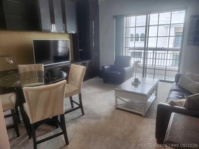 Photo - 233 S Federal Hwy Unit UPH16