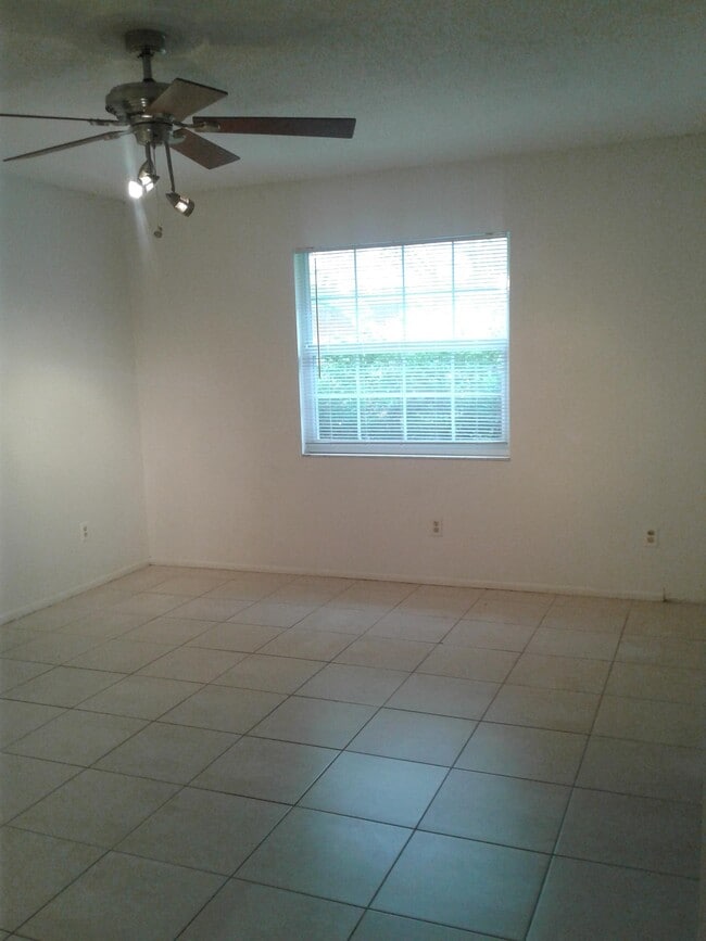 Photo - 645 3rd Ave N Unit B