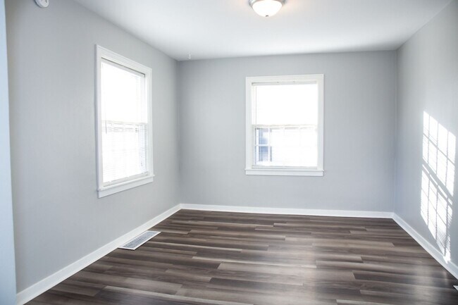 Photo - Next-Level Student Living  |  3,000+ Sq Ft 4BR Home Steps from Ball State – Pre-Lease Now!