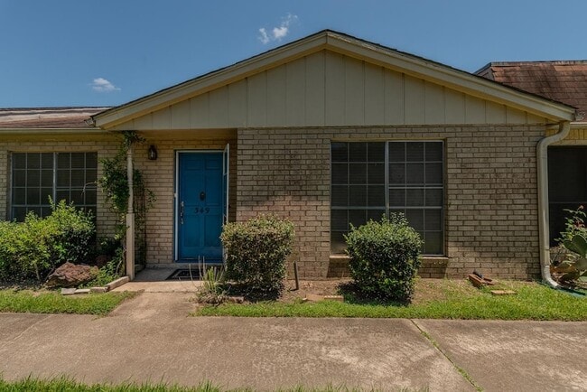 Photo - 349 Pinchback Rd