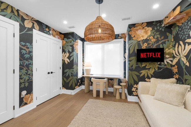 Building Photo - 972 Danforth Ave Unit SI ID1403771P