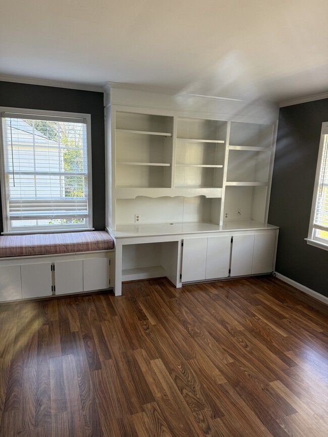 Photo - 1211 Forest Ln