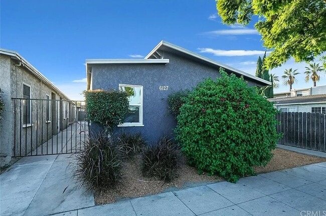 Building Photo - 6127 Linden Ave Unit C