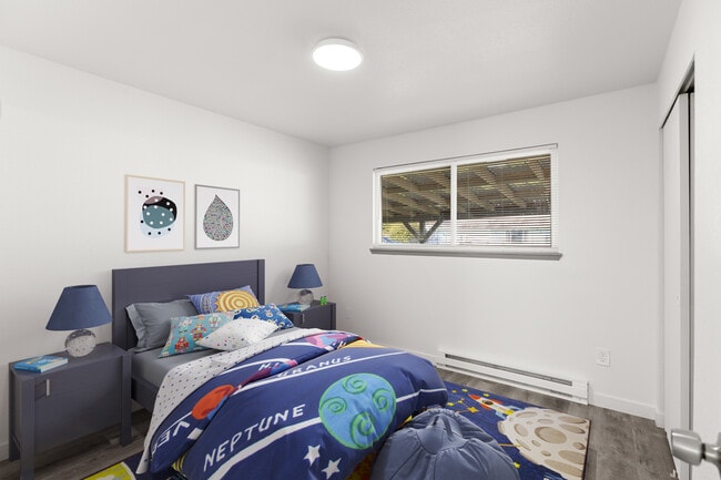 Photo - 722 Water St