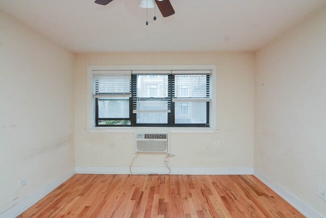 Photo - 675 W Wrightwood Ave Unit 012
