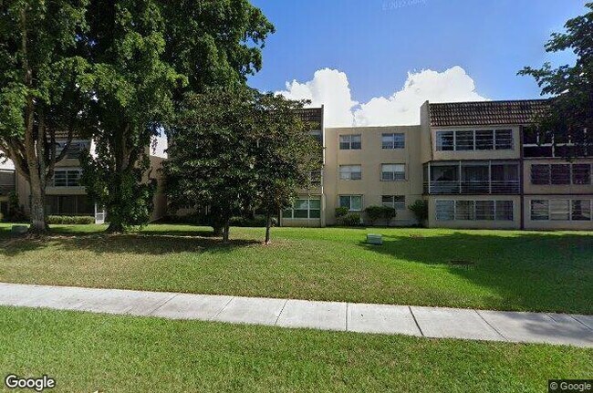 Photo - 9301 Lime Bay Blvd Unidad 204