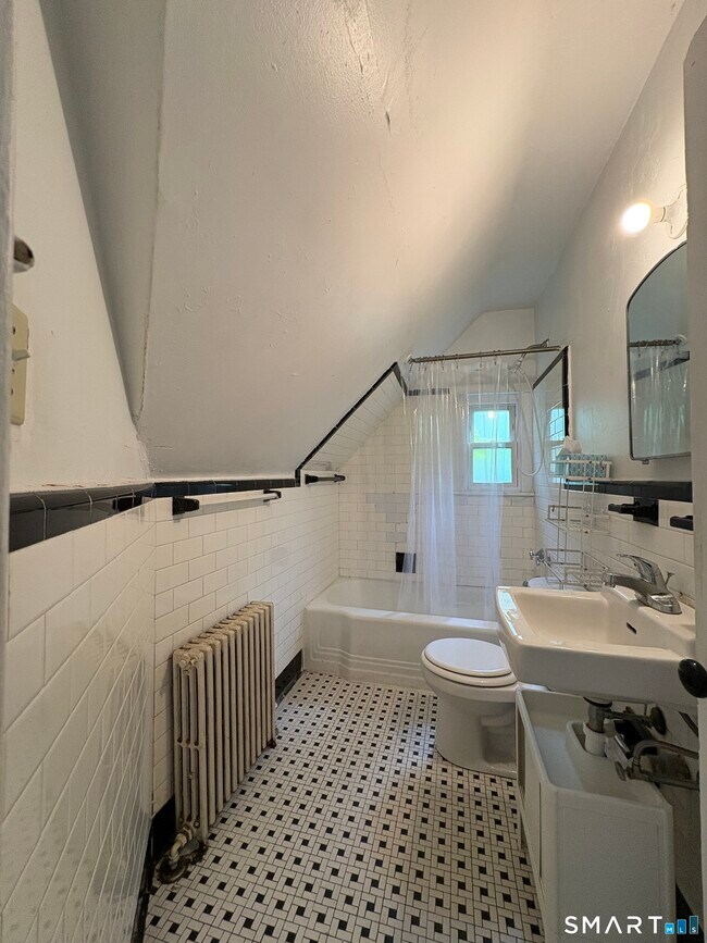 Photo - 196 Norton St Unit FL 3