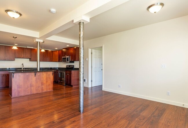 Photo - Large 2 Bedroom, 2 Bathroom with GREAT Layout! Walk in Closet and In-Unit Laundry! Unit 3405-03