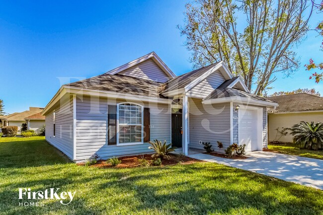 Building Photo - 2956 Centerwood Dr N