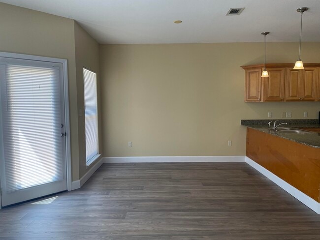 Photo - 513 Arbor Lake Dr
