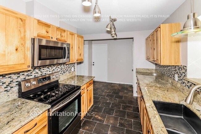 Photo - 7125 W Laurel Ln