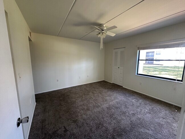 Photo - 409 Meadow Ln Unit 409