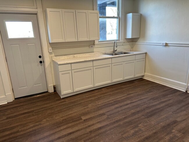 Photo - 3036 W Maryland St Unit A