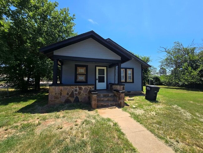 Building Photo - Cute 2 bed, 1 bath