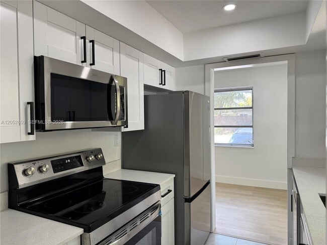 890 SW 28th St Unidad 1