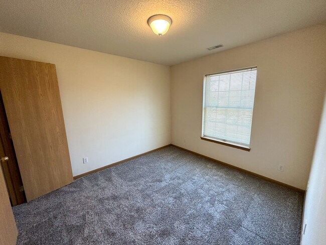 Photo - 121 Beach Avenue