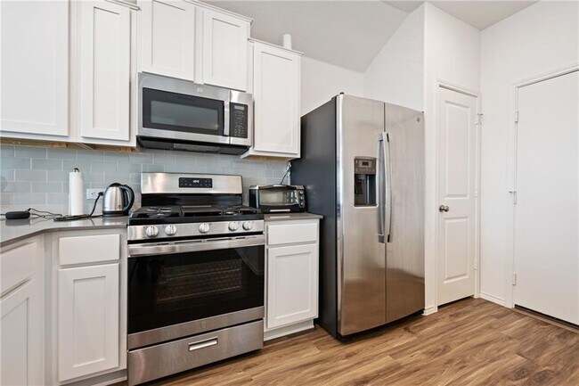 Photo - 21317 Wilmiller Ln