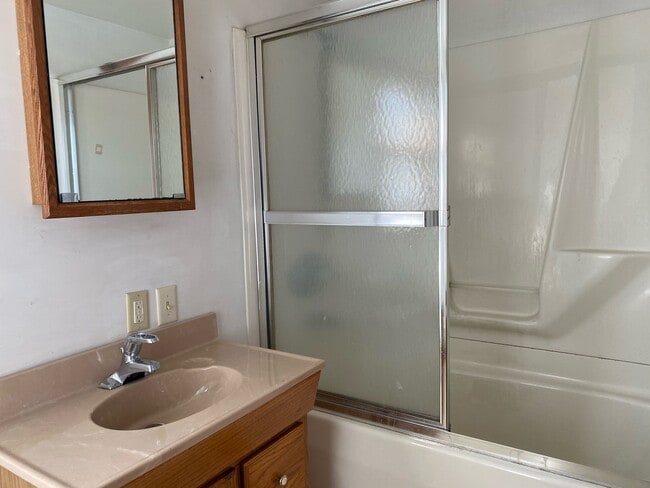 Bathroom - 2284 Jackson St Unit 2284 1-2