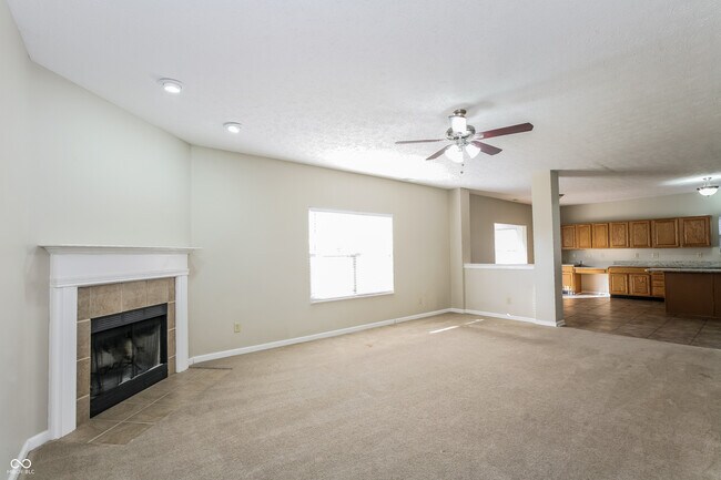 Photo - 11705 Rossmore Dr