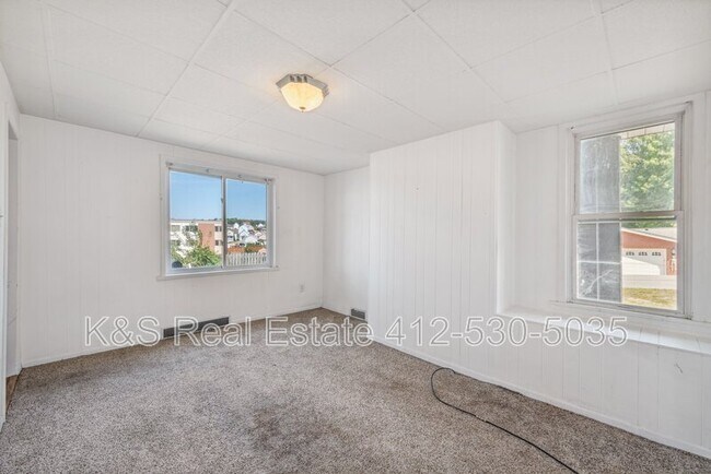 Photo - 16 Eggers Ave