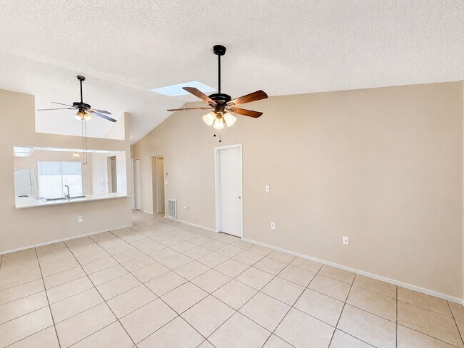 Photo - 2910 Western Willow Terrace